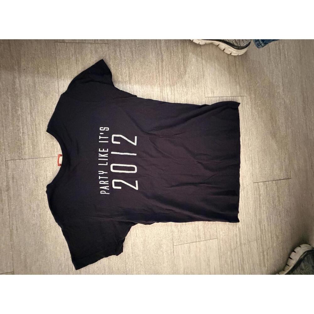 BustedTees Party Like It's 2012 Black T-Shirt Small